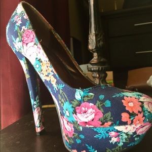 Blue Fabric Flower Design